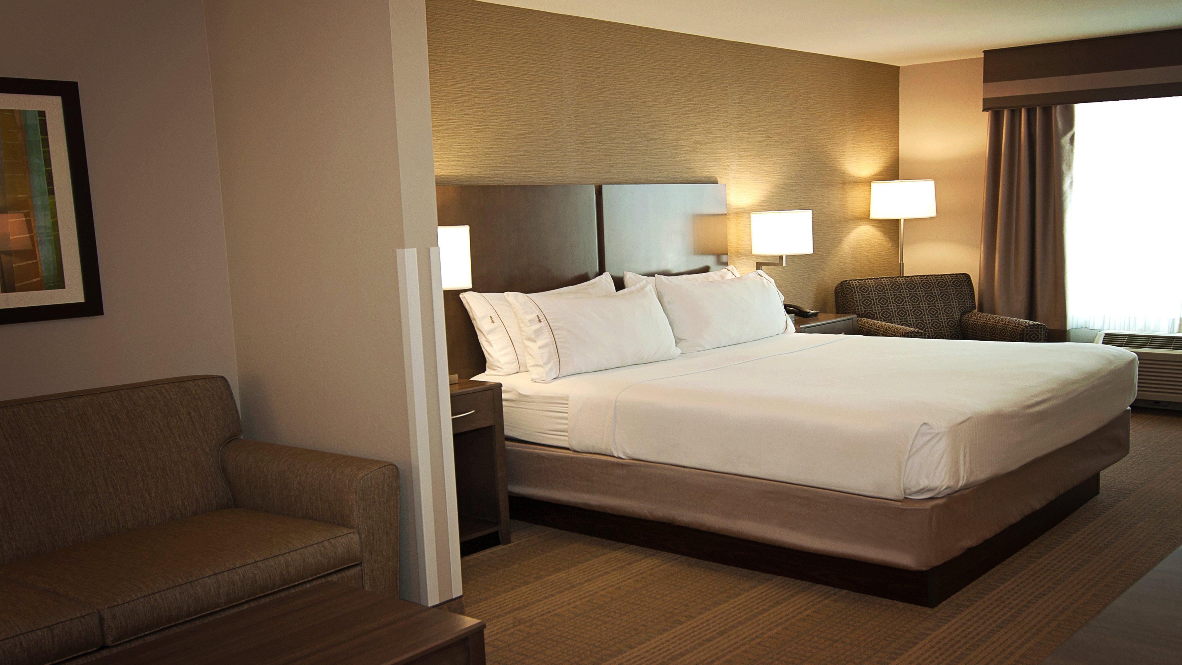 Holiday Inn Express Hotel & Suites Wichita Northeast By Ihg Ngoại thất bức ảnh