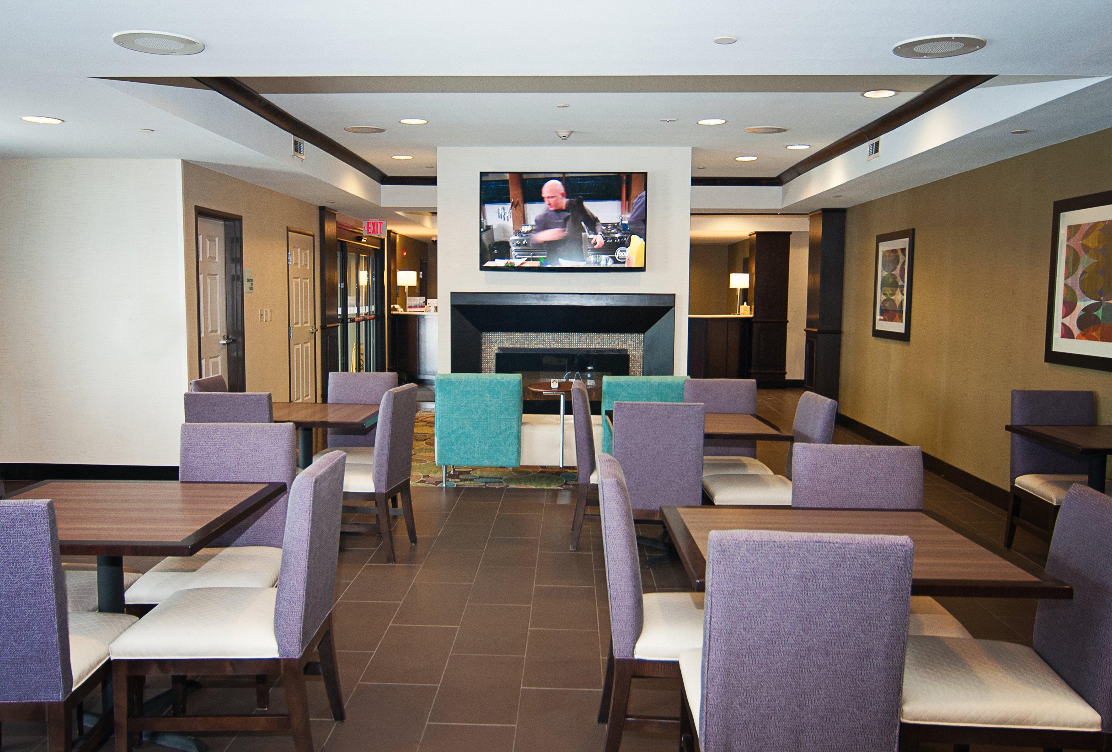 Holiday Inn Express Hotel & Suites Wichita Northeast By Ihg Ngoại thất bức ảnh